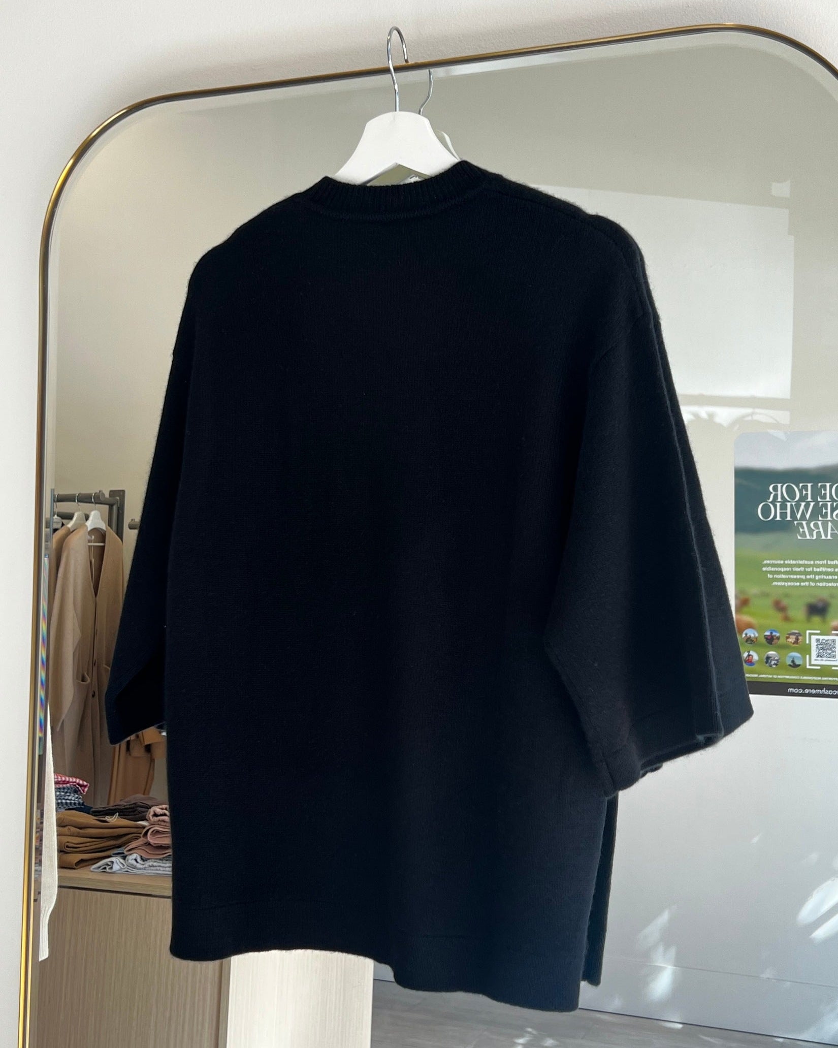 Quarter Sleeve Loose Cashmere Sweater