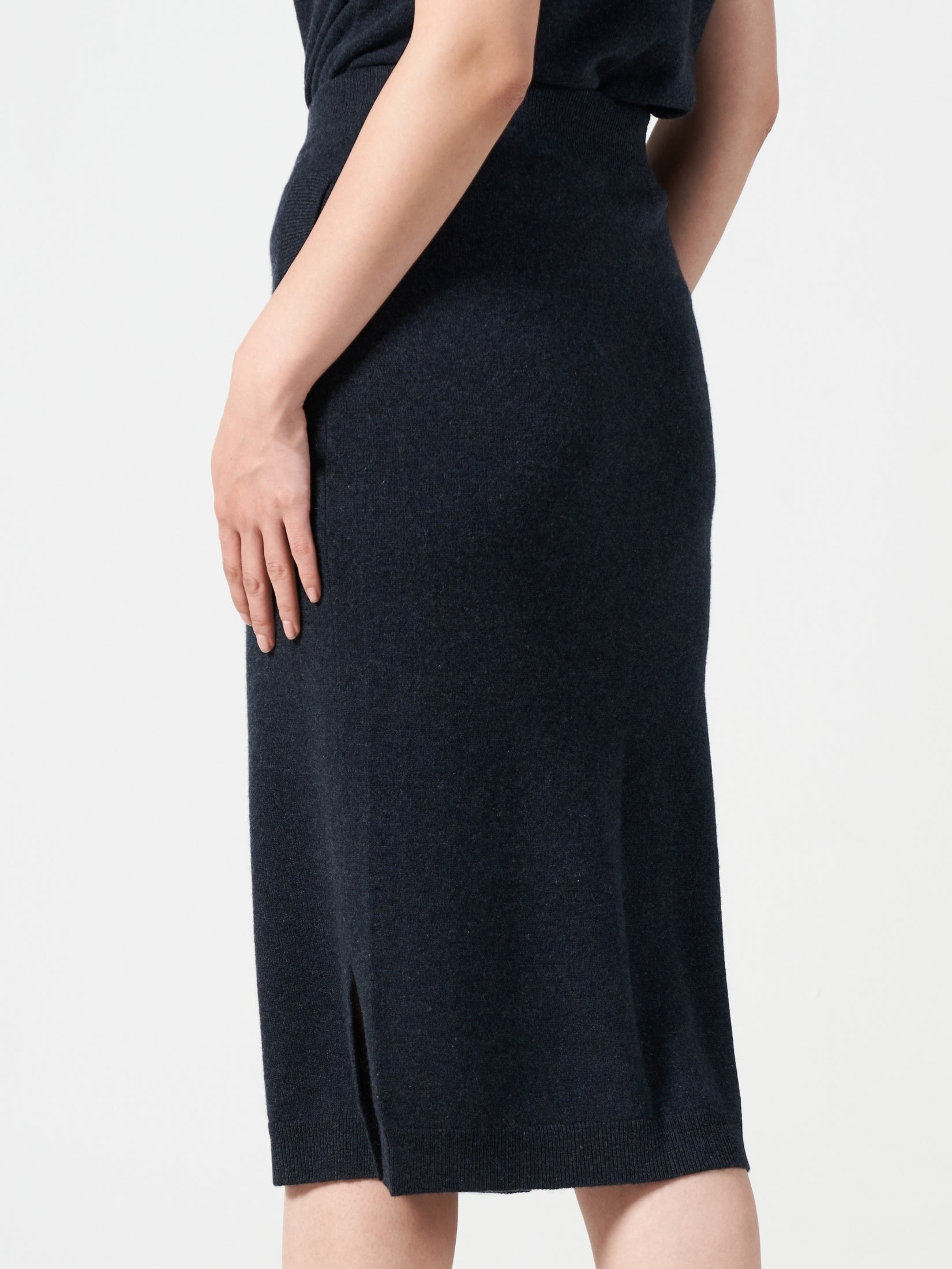 Cashmere Midi Pocket Skirt