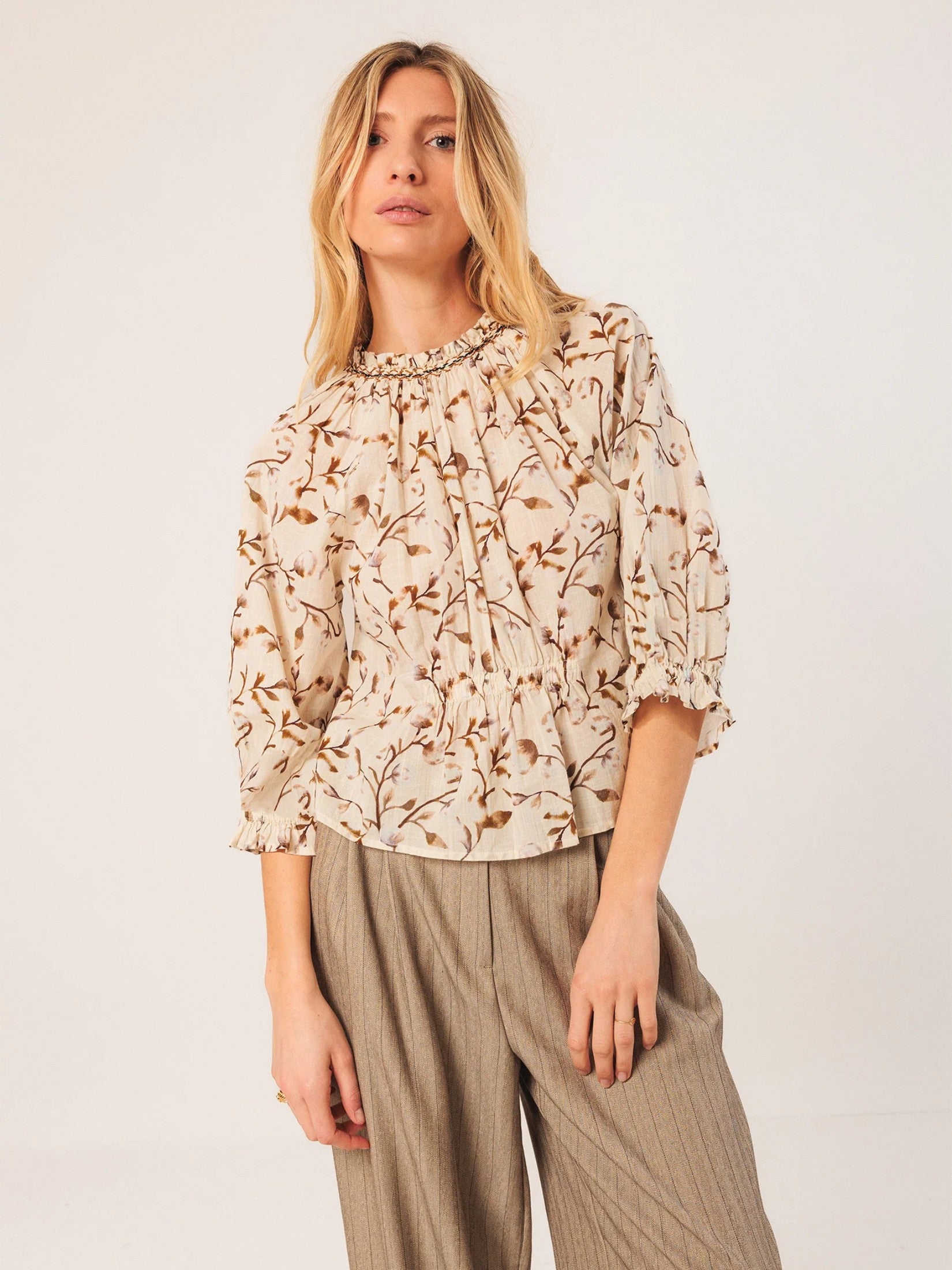 Elastic Cotton Blouse