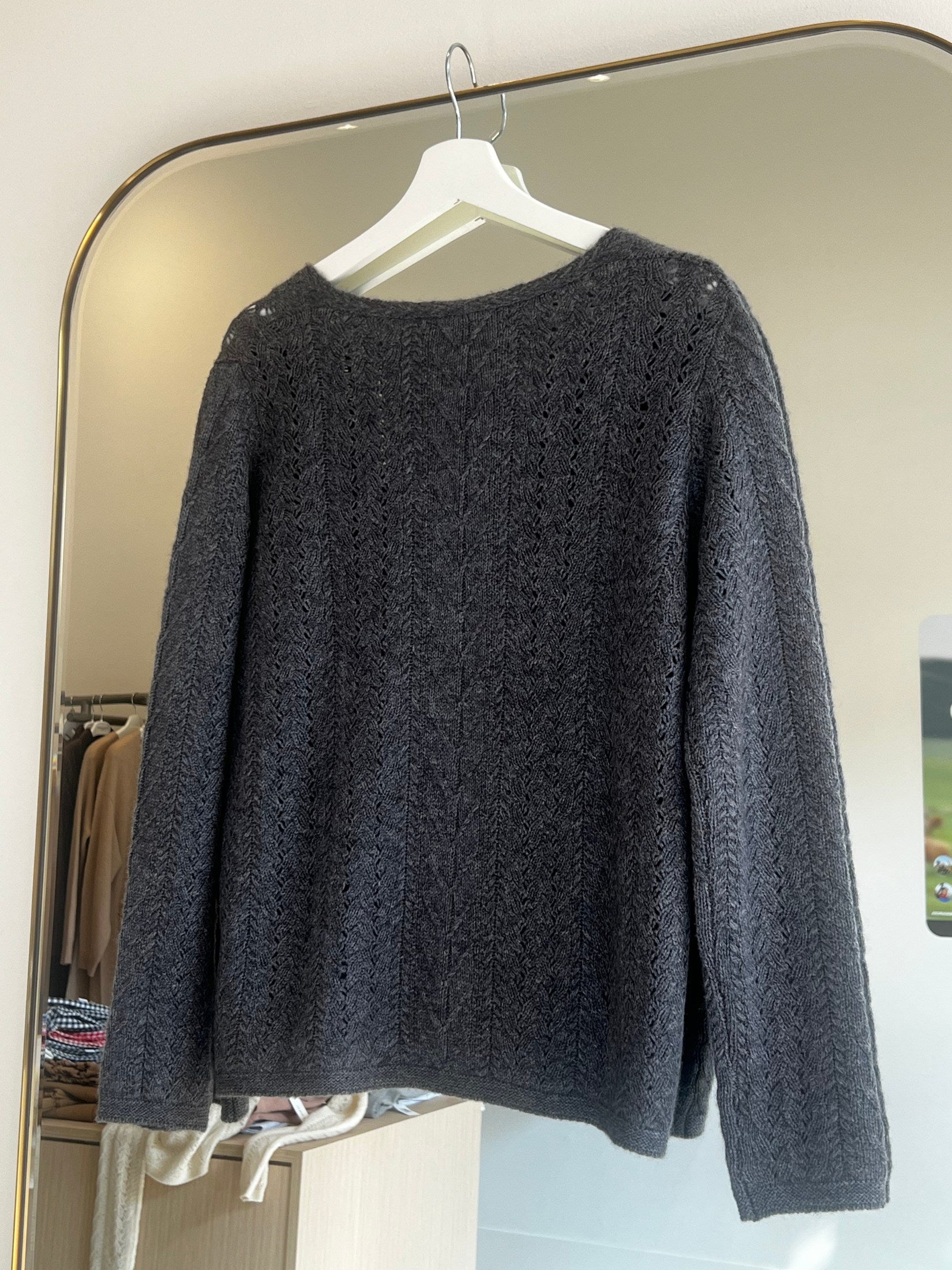 Cashmere Lace Stitch V Neck