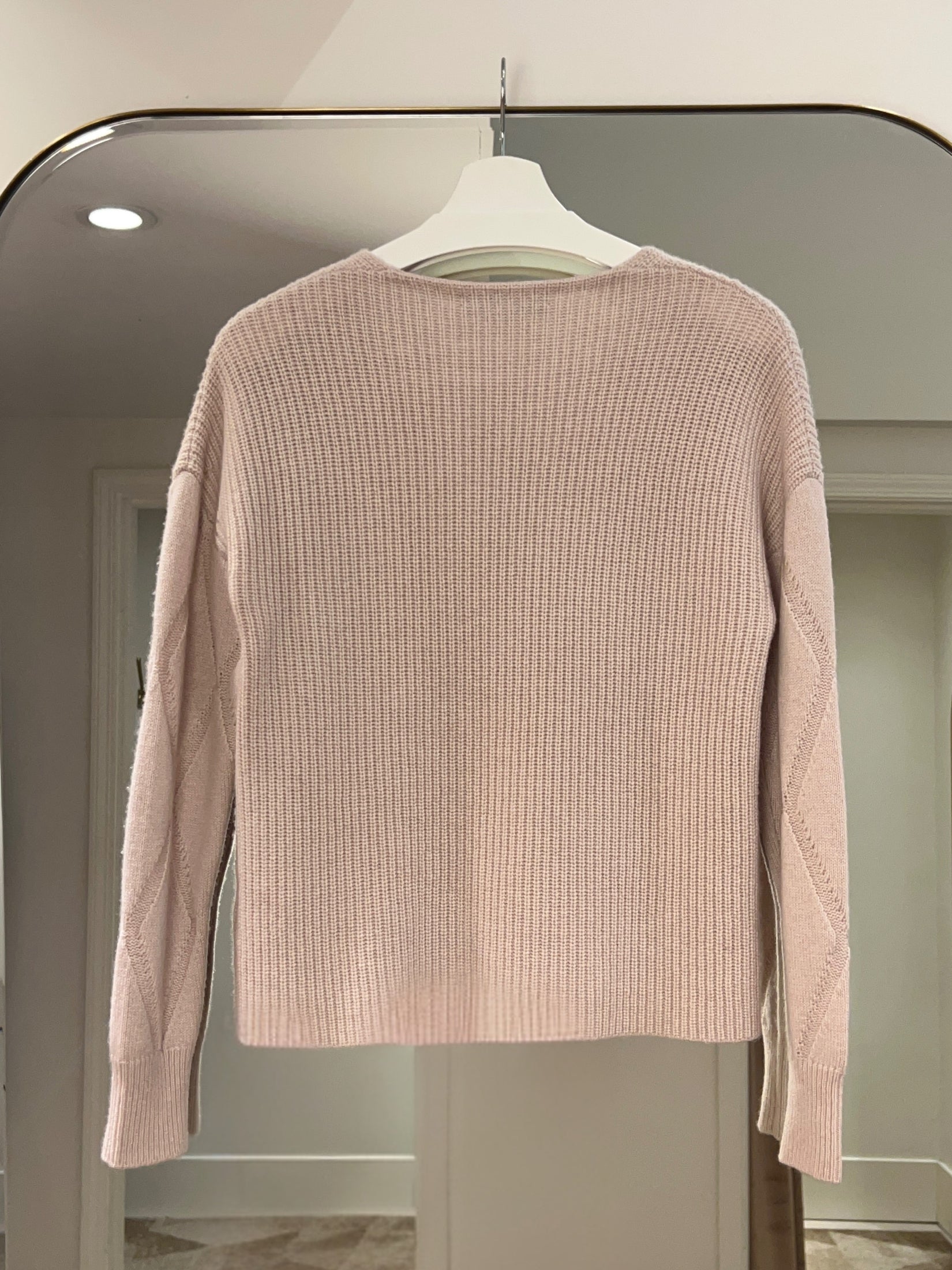 Diamond Stitch V Neck Cashmere Sweater