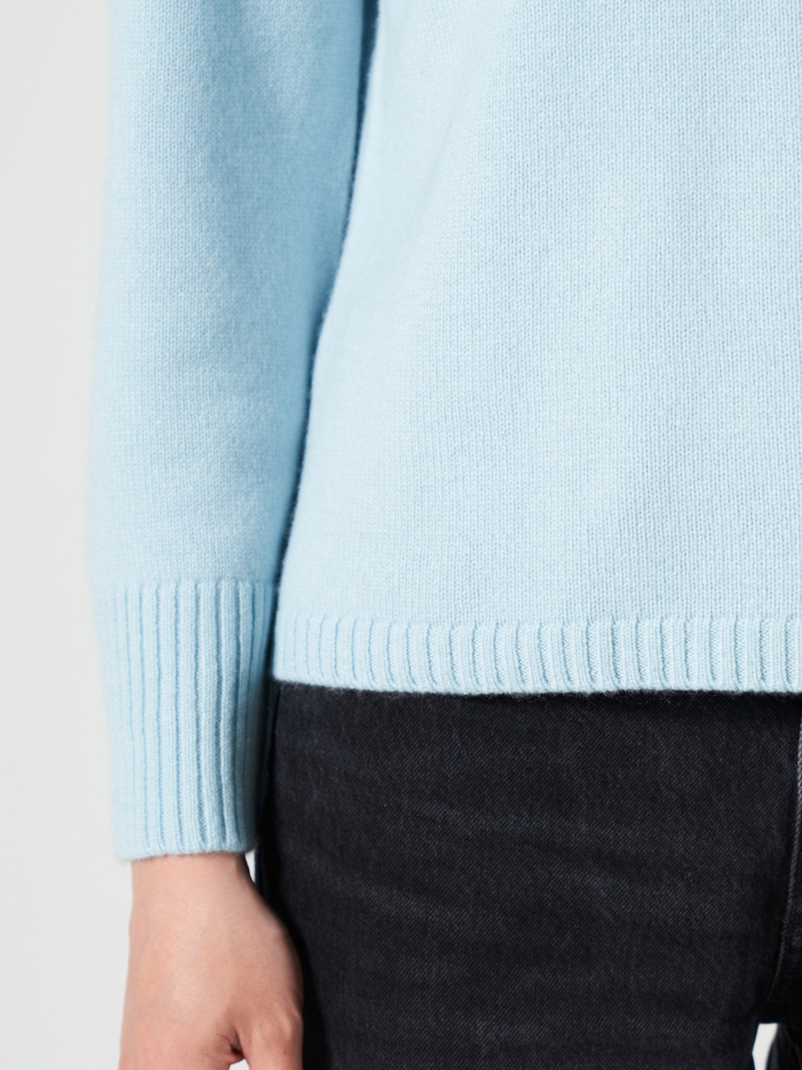 V-neck Cashmere Sweater