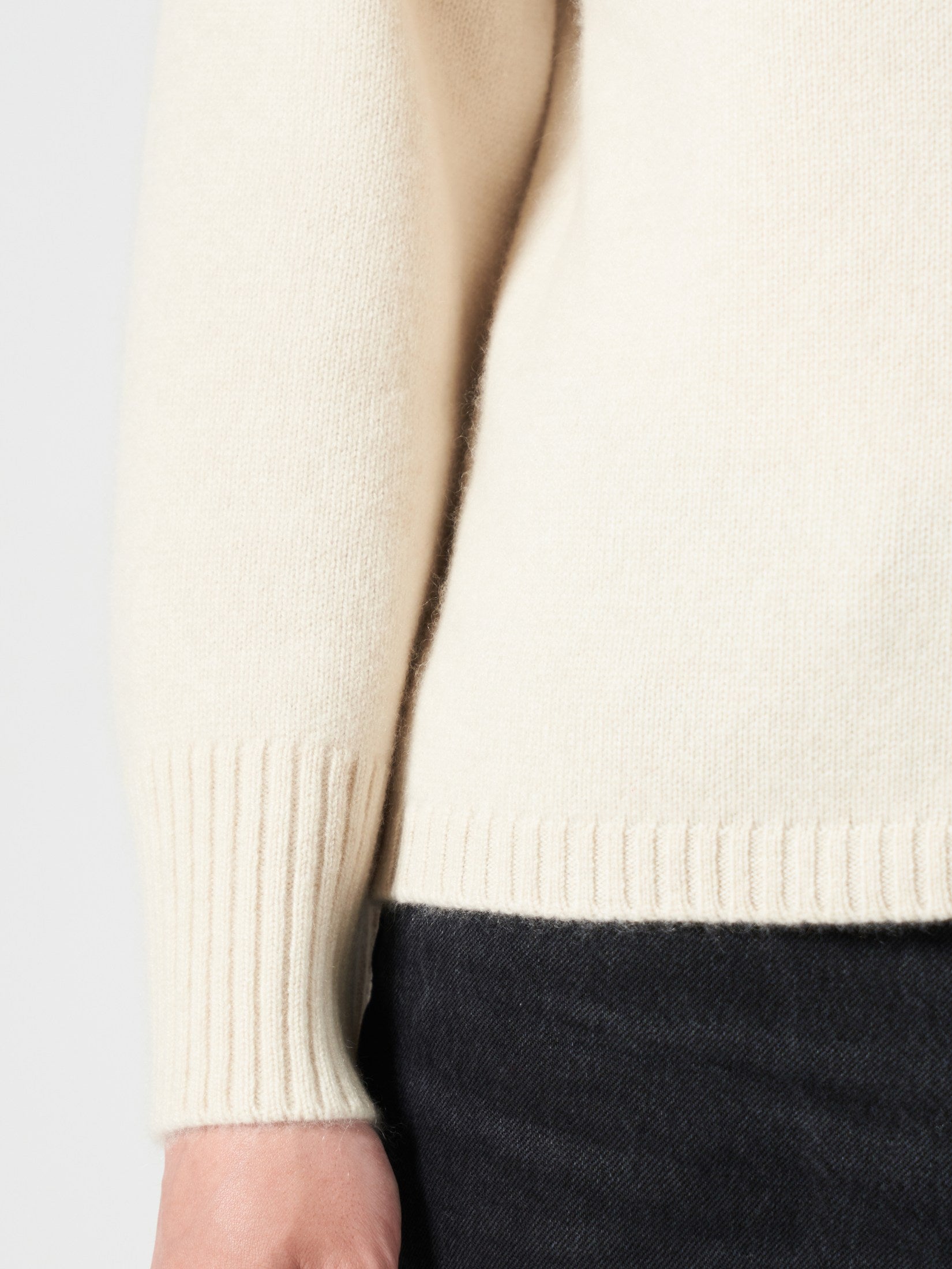 V-neck Cashmere Sweater