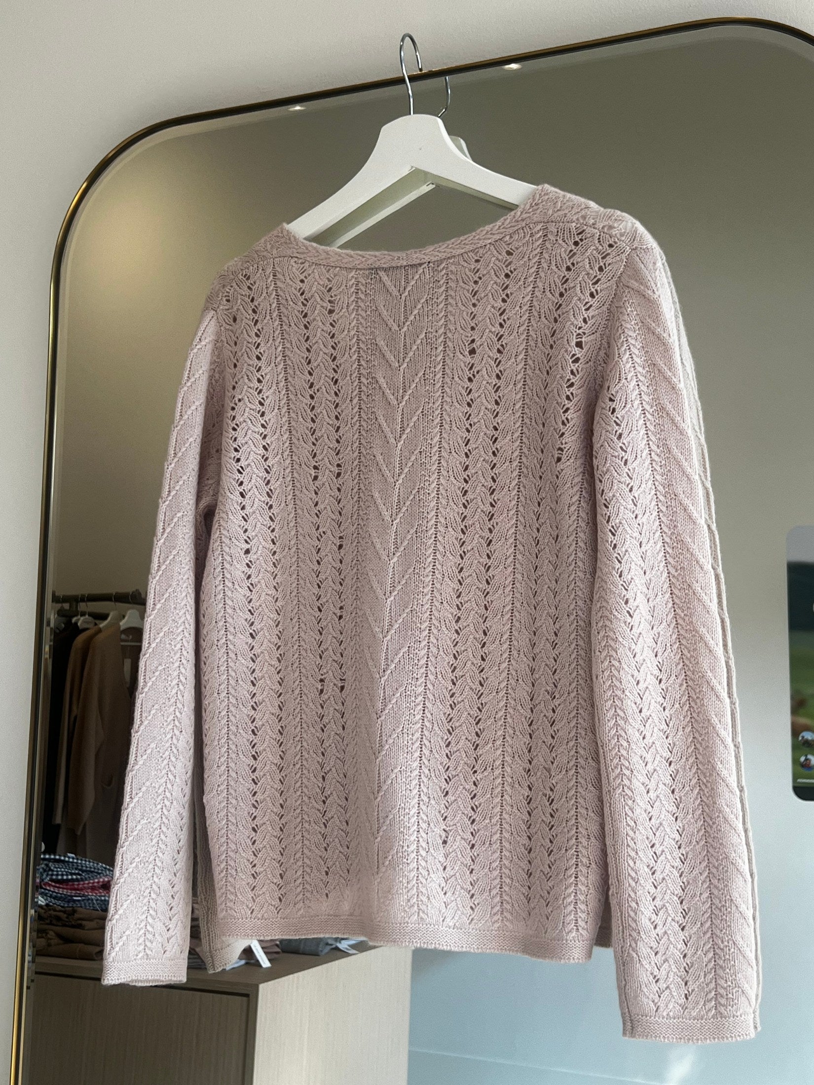 Cashmere Lace Stitch V Neck