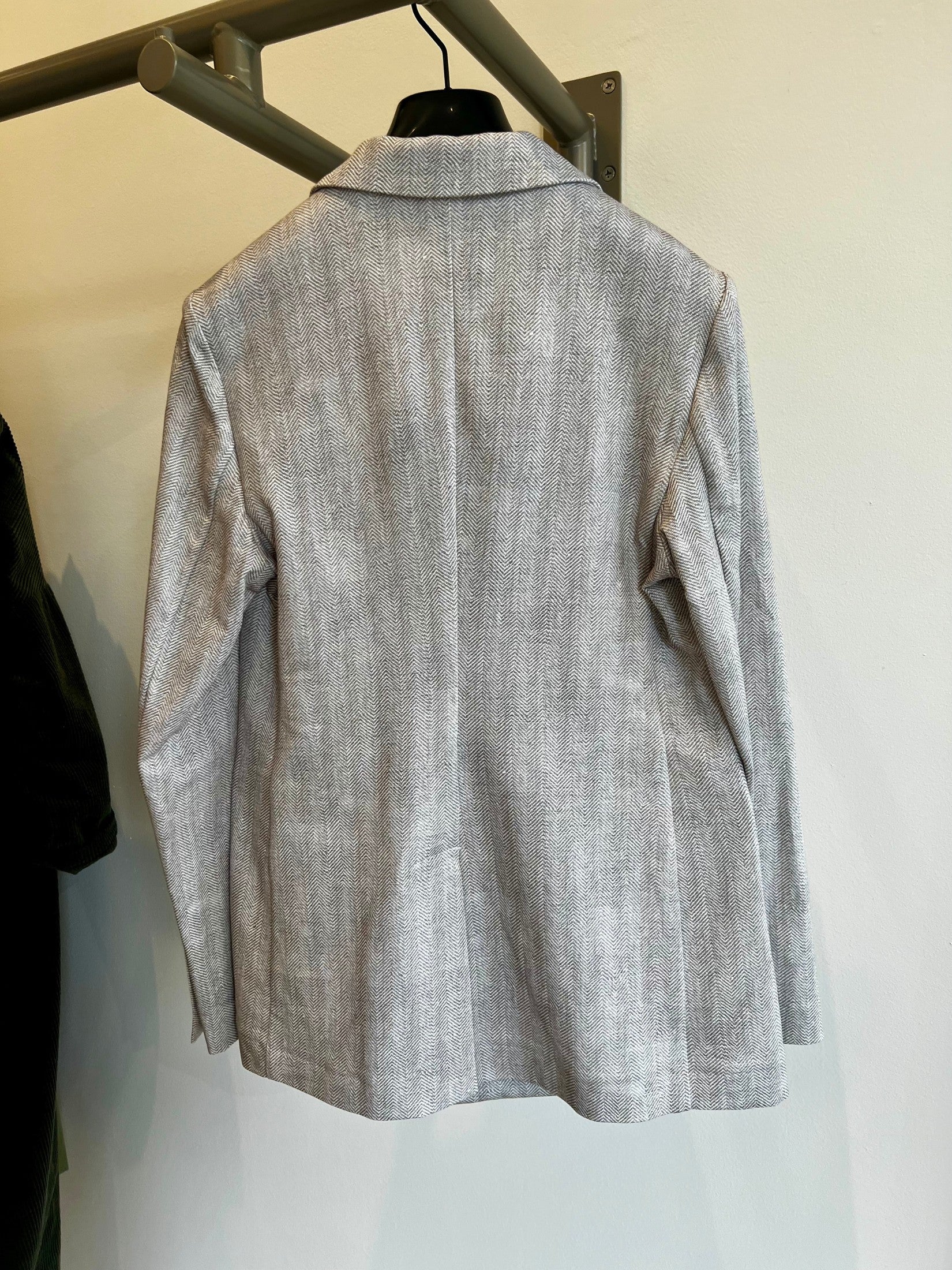 Double-Breasted Travel Suit Blazer